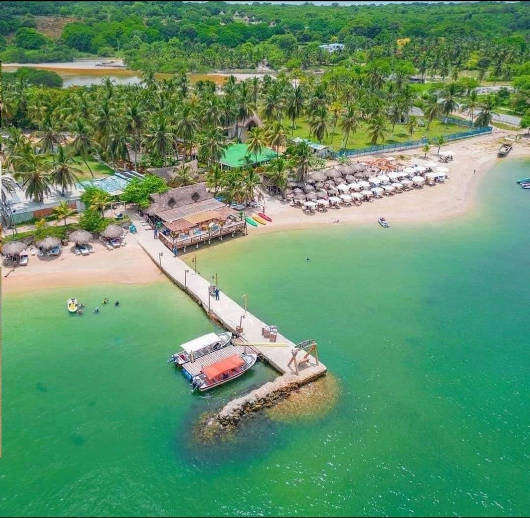 Palmarito Beach Club