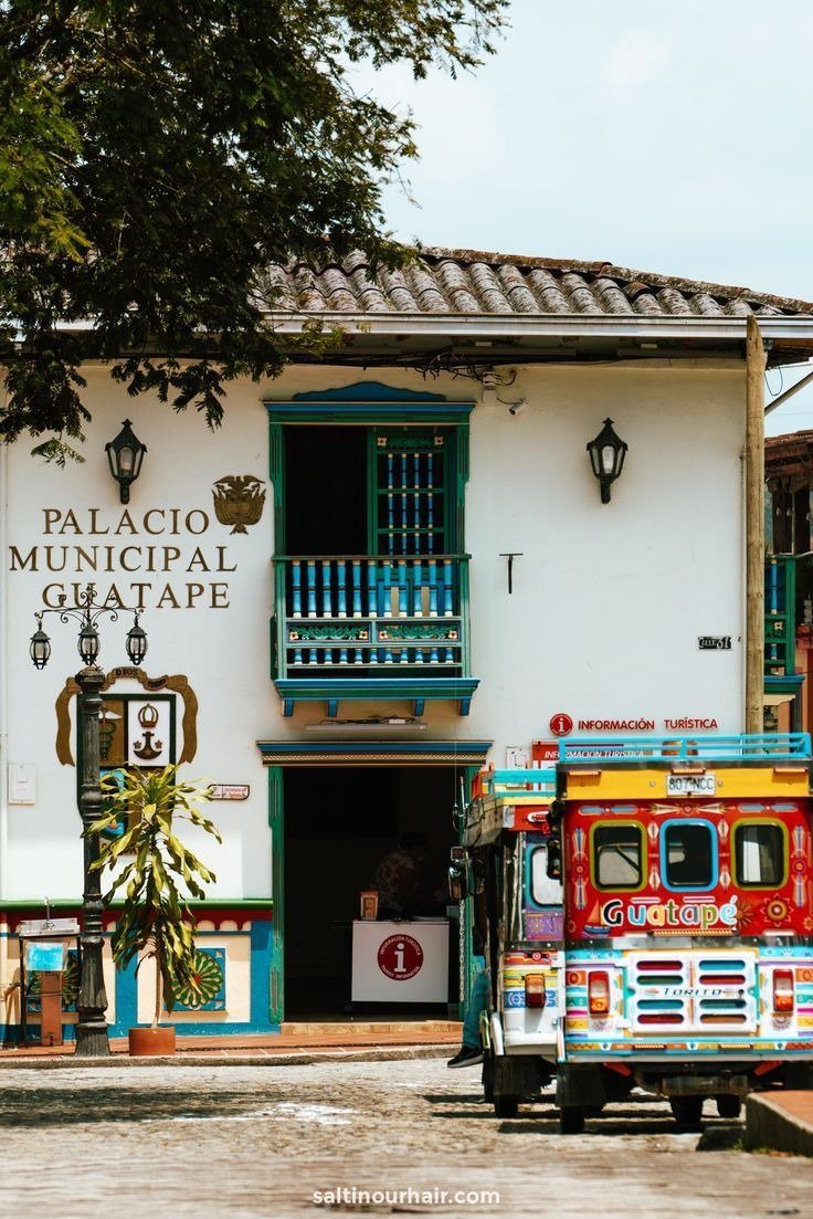 Excursión a Guatapé + Paseo en Barco