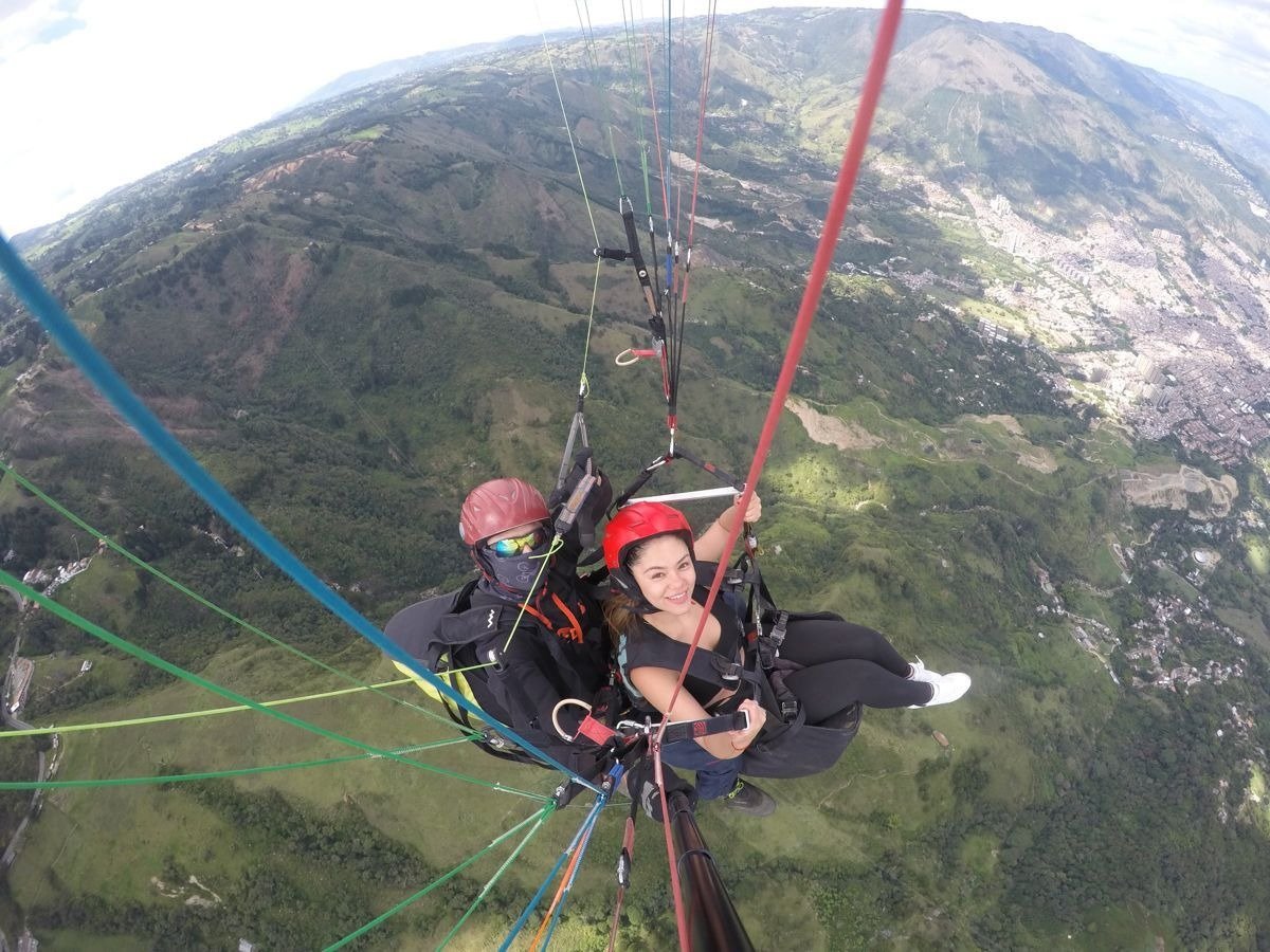 Tour De Parapente